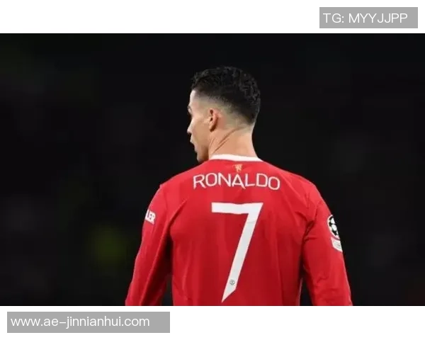 曼联球员因卡灵顿基地翻修后训练时间延长享受更优质的训练环境