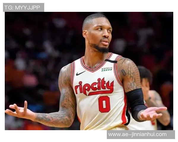 米切尔本赛季三分球火力全开成为联盟首位投进100记三分的球员