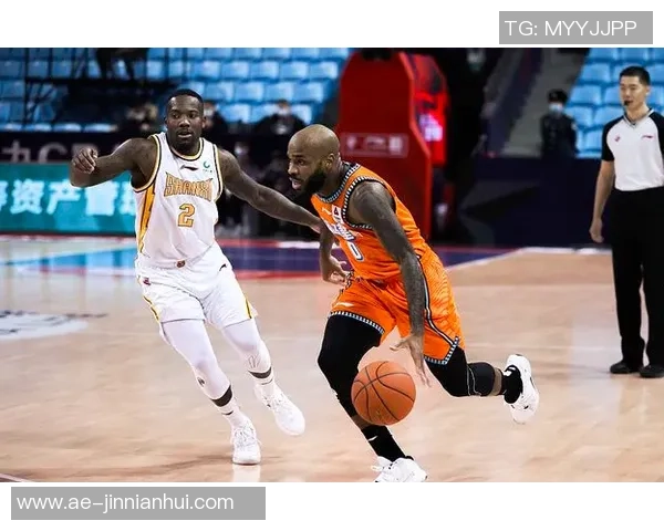 佩奇女友阿奇福德全场狂砍31分5板2帽助球队获胜