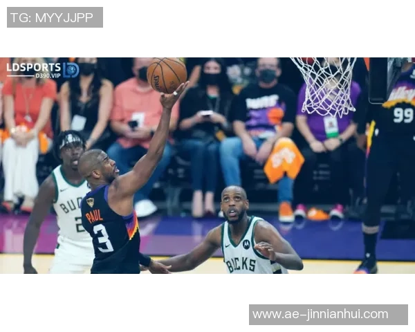 布克：回馈中国篮球迷的热情与尊重是我们的责任与荣幸